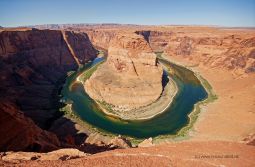 Horseshoe-Antelope-Canyon-Lake-Powel