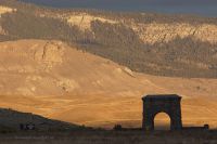 Yellowstone-Montana-Roosevelt-Arch