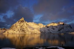 lofoten-reine-myrland-2