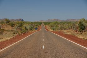 auf-dem-weg-zur-macdonnel-range