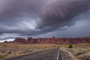 Arches-NP-beeindruckende-Wolken